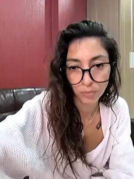 Amani_thewolf from StripChat is Freechat
