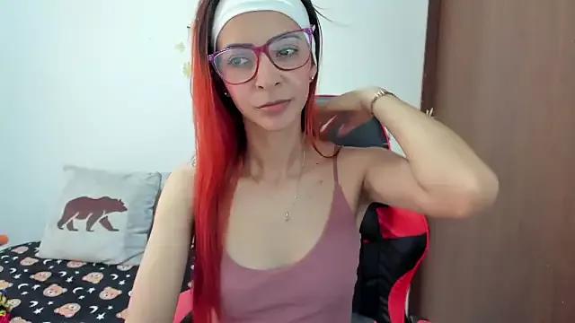 Amaranta_e from StripChat is Freechat