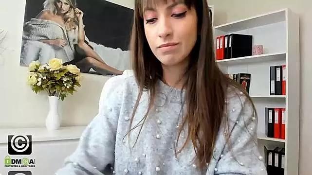 Check out our webcam shows gallery and message on a personal level with our sweet squirt cams hosts, showing off their natural physiques and sex toys.