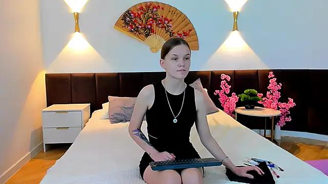 Check out our webcam shows gallery and message on a personal level with our sweet squirt cams hosts, showing off their natural physiques and sex toys.