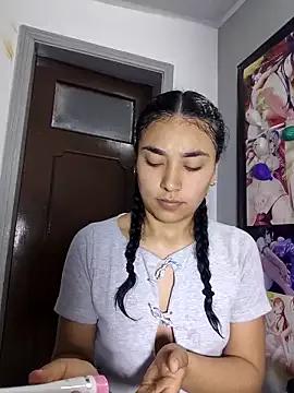 AmberGold- from StripChat is Freechat