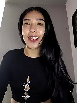 Check out our webcam shows gallery and message on a personal level with our sweet squirt cams hosts, showing off their natural physiques and sex toys.