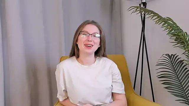 AmberVarona from StripChat is Freechat
