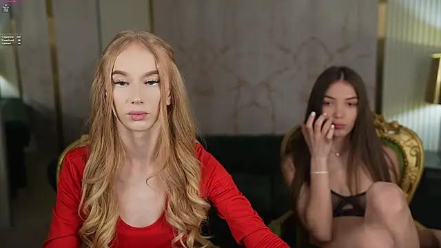 Check out our webcam shows gallery and message on a personal level with our sweet squirt cams hosts, showing off their natural physiques and sex toys.