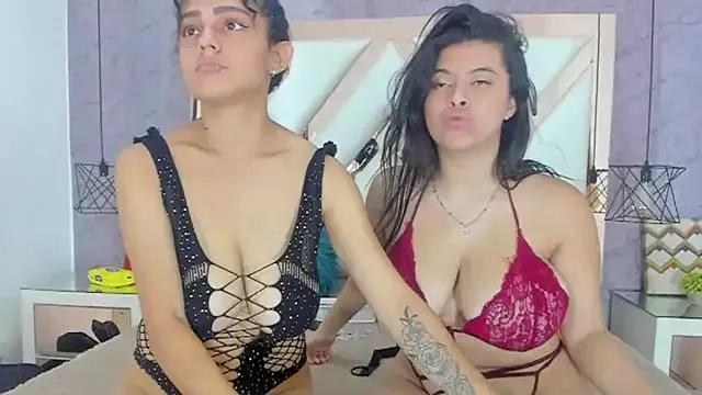AmeliaANDEmily from StripChat is Freechat