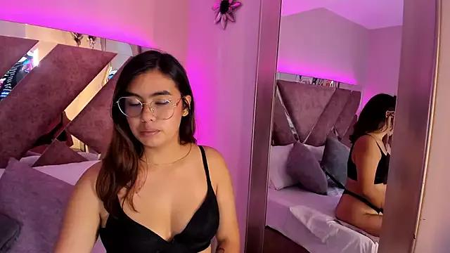 AmeliaDupontt from StripChat is Freechat