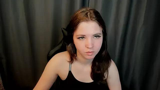 ameliamills_ from StripChat is Freechat