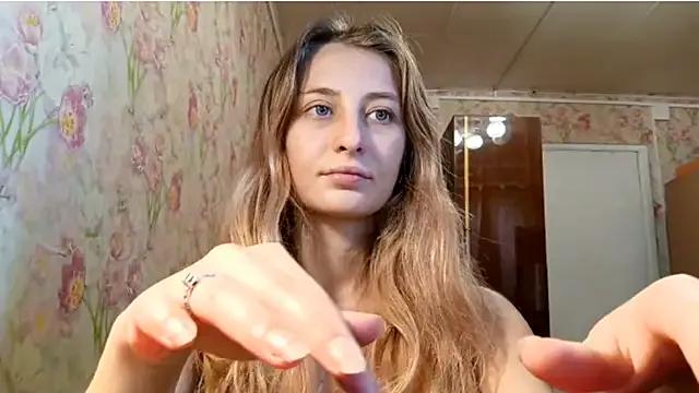 AmeliLia from StripChat is Freechat