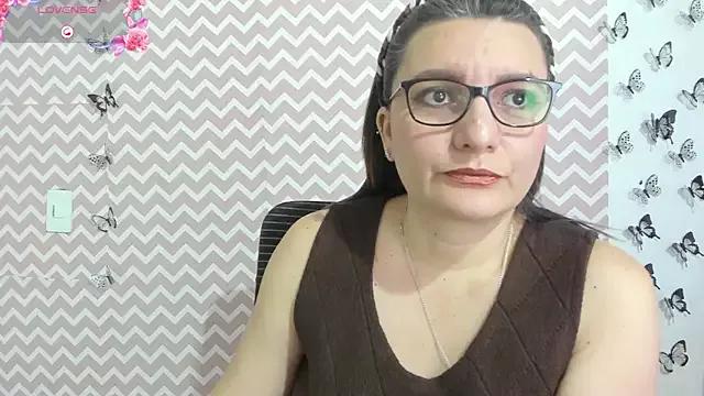Amie_Adams82_ from StripChat is Freechat