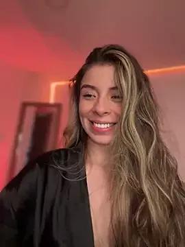 AmmyCollinsW from StripChat is Freechat
