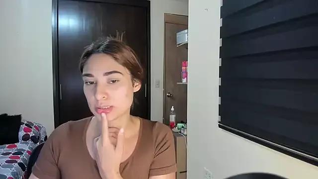 Check out our webcam shows gallery and message on a personal level with our sweet squirt cams hosts, showing off their natural physiques and sex toys.