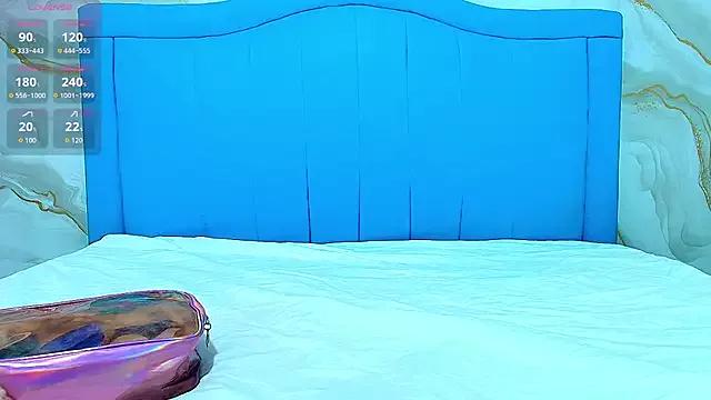 anapau_cooper from StripChat is Freechat