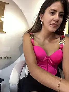 Andrea_19blonde from StripChat is Freechat