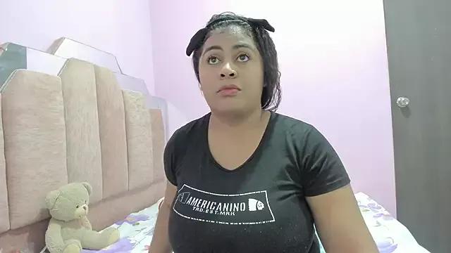 AndreaSweet2 from StripChat is Freechat