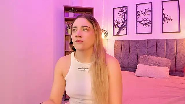 Check out our webcam shows gallery and message on a personal level with our sweet squirt cams hosts, showing off their natural physiques and sex toys.