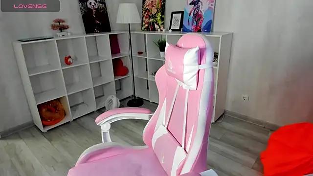Check out our webcam shows gallery and message on a personal level with our sweet squirt cams hosts, showing off their natural physiques and sex toys.
