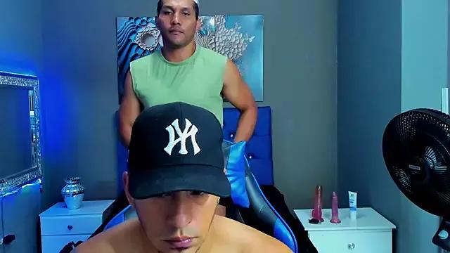 AngelAndChris from StripChat is Freechat