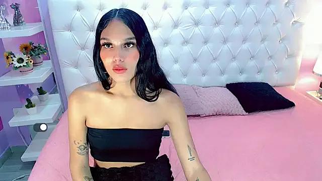 Check out our webcam shows gallery and message on a personal level with our sweet squirt cams hosts, showing off their natural physiques and sex toys.