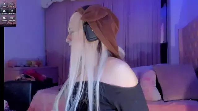 Check out our webcam shows gallery and message on a personal level with our sweet squirt cams hosts, showing off their natural physiques and sex toys.