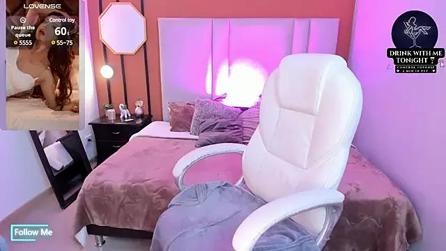 Check out our webcam shows gallery and message on a personal level with our sweet squirt cams hosts, showing off their natural physiques and sex toys.