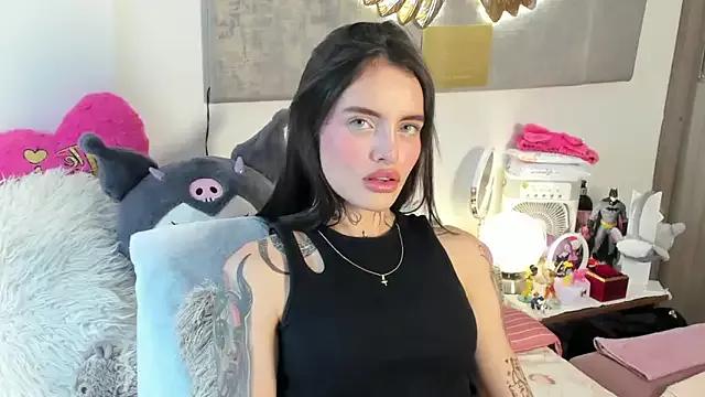 Check out our webcam shows gallery and message on a personal level with our sweet squirt cams hosts, showing off their natural physiques and sex toys.