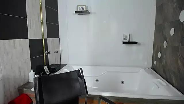 anna_alvarez from StripChat is Freechat