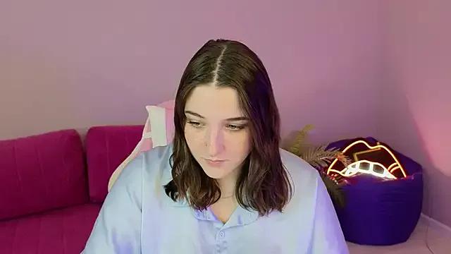 Check out our webcam shows gallery and message on a personal level with our sweet squirt cams hosts, showing off their natural physiques and sex toys.