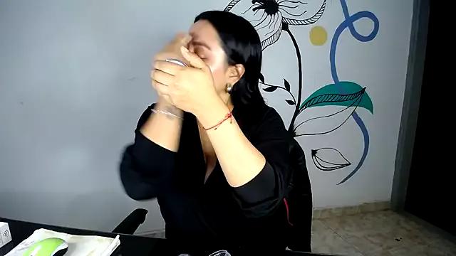 AntonellaLove_ from StripChat is Freechat