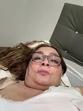 AntonellaVioleta from StripChat is Freechat
