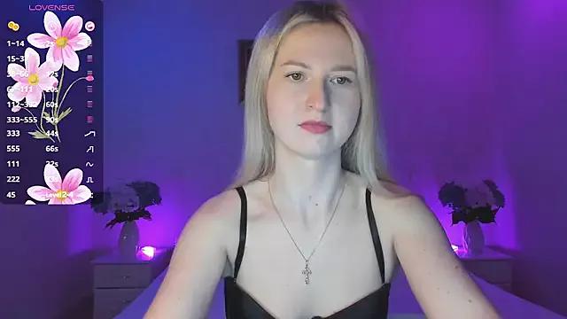 AnyaRusaya from StripChat is Freechat