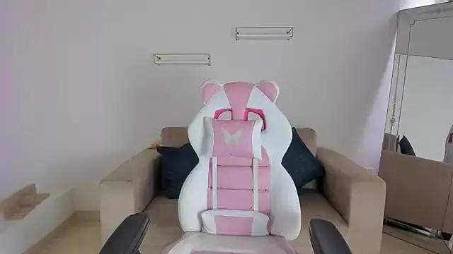 april_smiith from StripChat is Freechat