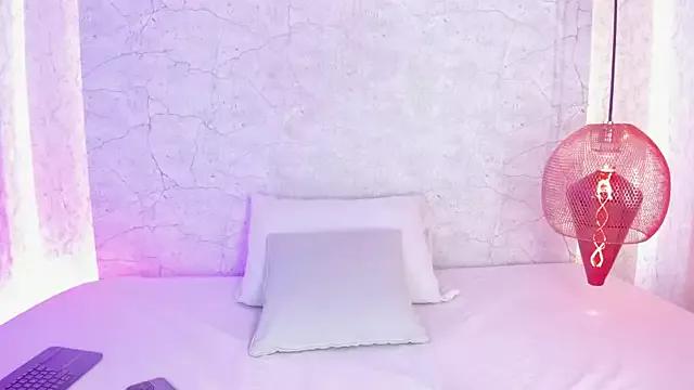 aprilalen from StripChat is Freechat