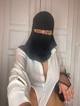 arabiaAna from StripChat is Freechat