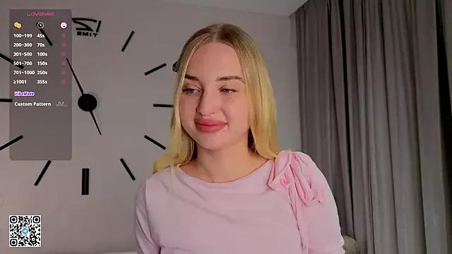 ArdathHalfhill from StripChat is Freechat
