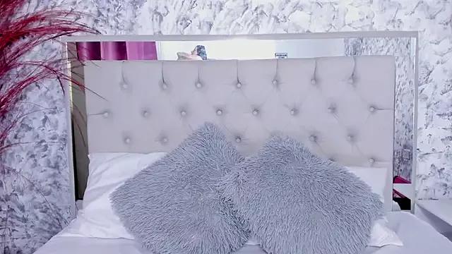 Check out our webcam shows gallery and message on a personal level with our sweet squirt cams hosts, showing off their natural physiques and sex toys.