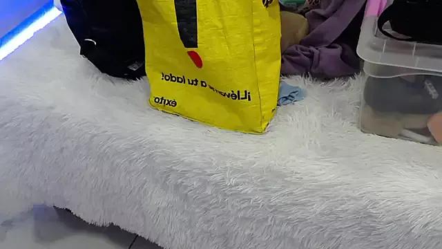 Check out our webcam shows gallery and message on a personal level with our sweet squirt cams hosts, showing off their natural physiques and sex toys.