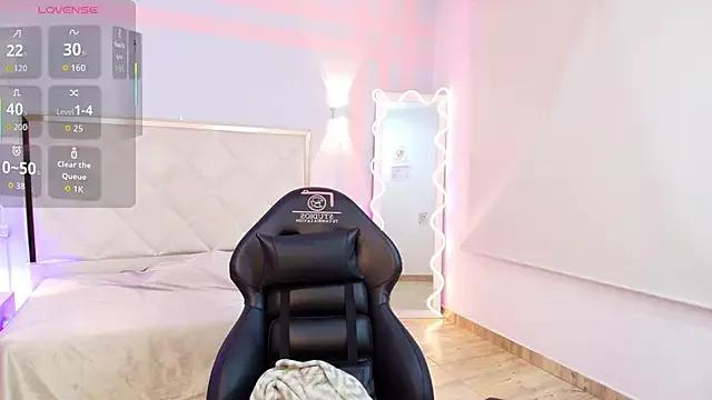 Check out our webcam shows gallery and message on a personal level with our sweet squirt cams hosts, showing off their natural physiques and sex toys.