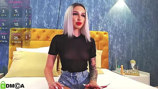 Check out our webcam shows gallery and message on a personal level with our sweet squirt cams hosts, showing off their natural physiques and sex toys.