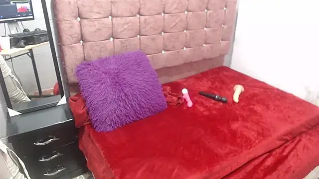 Check out our webcam shows gallery and message on a personal level with our sweet squirt cams hosts, showing off their natural physiques and sex toys.