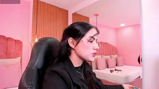 Check out our webcam shows gallery and message on a personal level with our sweet squirt cams hosts, showing off their natural physiques and sex toys.