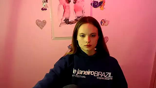 Ariella_ari from StripChat is Freechat