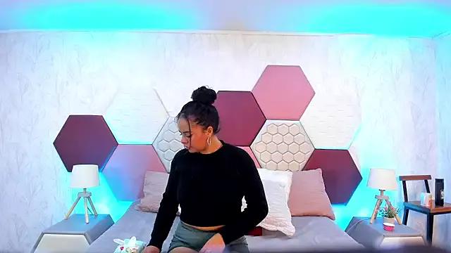 ArielleWilde from StripChat is Freechat
