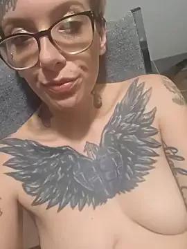 Arya-Skyee from StripChat is Freechat