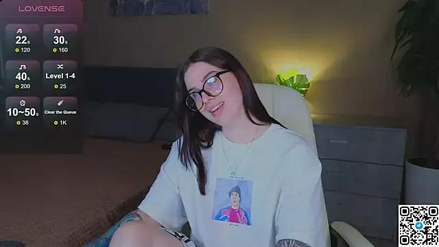 Check out our webcam shows gallery and message on a personal level with our sweet squirt cams hosts, showing off their natural physiques and sex toys.