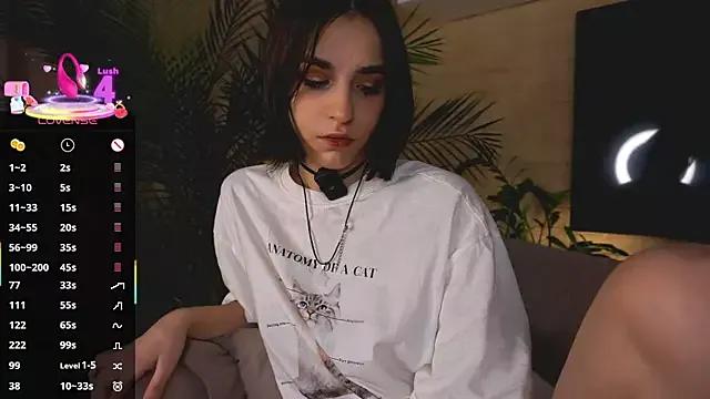 Check out our webcam shows gallery and message on a personal level with our sweet squirt cams hosts, showing off their natural physiques and sex toys.