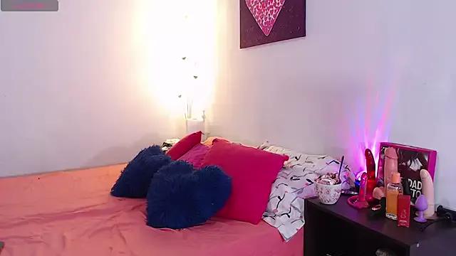 Check out our webcam shows gallery and message on a personal level with our sweet squirt cams hosts, showing off their natural physiques and sex toys.