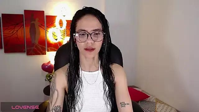 Ashley_olivares from StripChat is Freechat