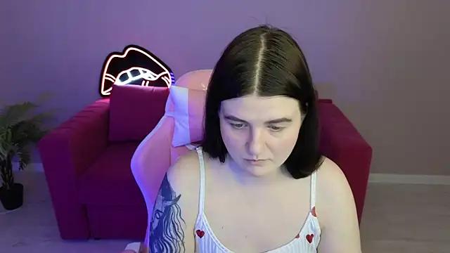 Check out our webcam shows gallery and message on a personal level with our sweet squirt cams hosts, showing off their natural physiques and sex toys.
