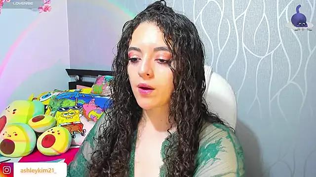 AshleyKim_ from StripChat is Freechat