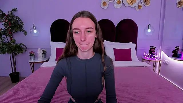Check out our webcam shows gallery and message on a personal level with our sweet squirt cams hosts, showing off their natural physiques and sex toys.